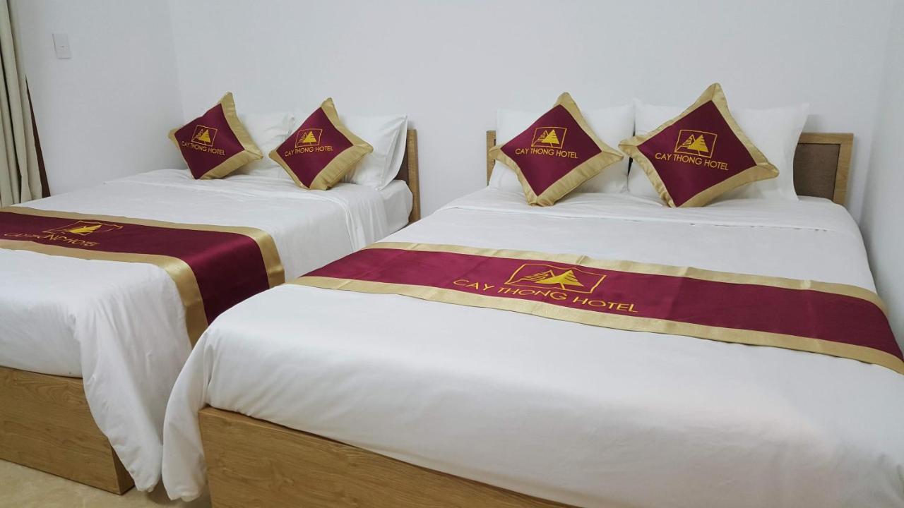 Khách Sạn Cây Thông Tam Ðảo Exterior foto
